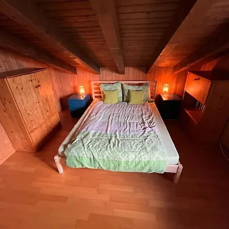 Spacious And 5 Bedroom - 1min To Train Station Lejlighed *