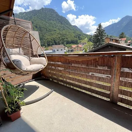 Spacious And 5 Bedroom - 1min To Train Station * Wilderswil